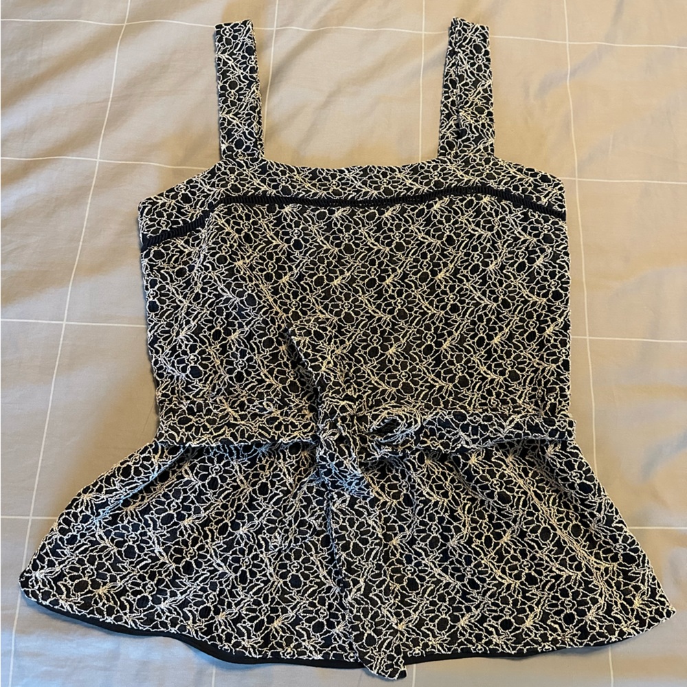 Lace peplum tank